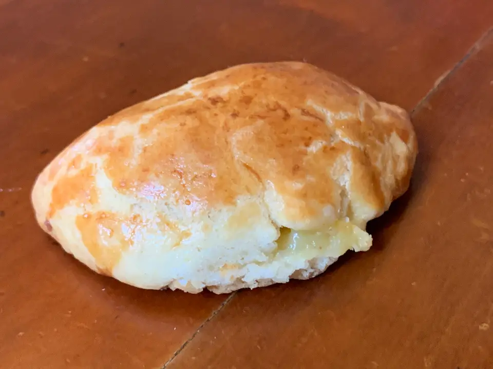 Peynirli poğaça